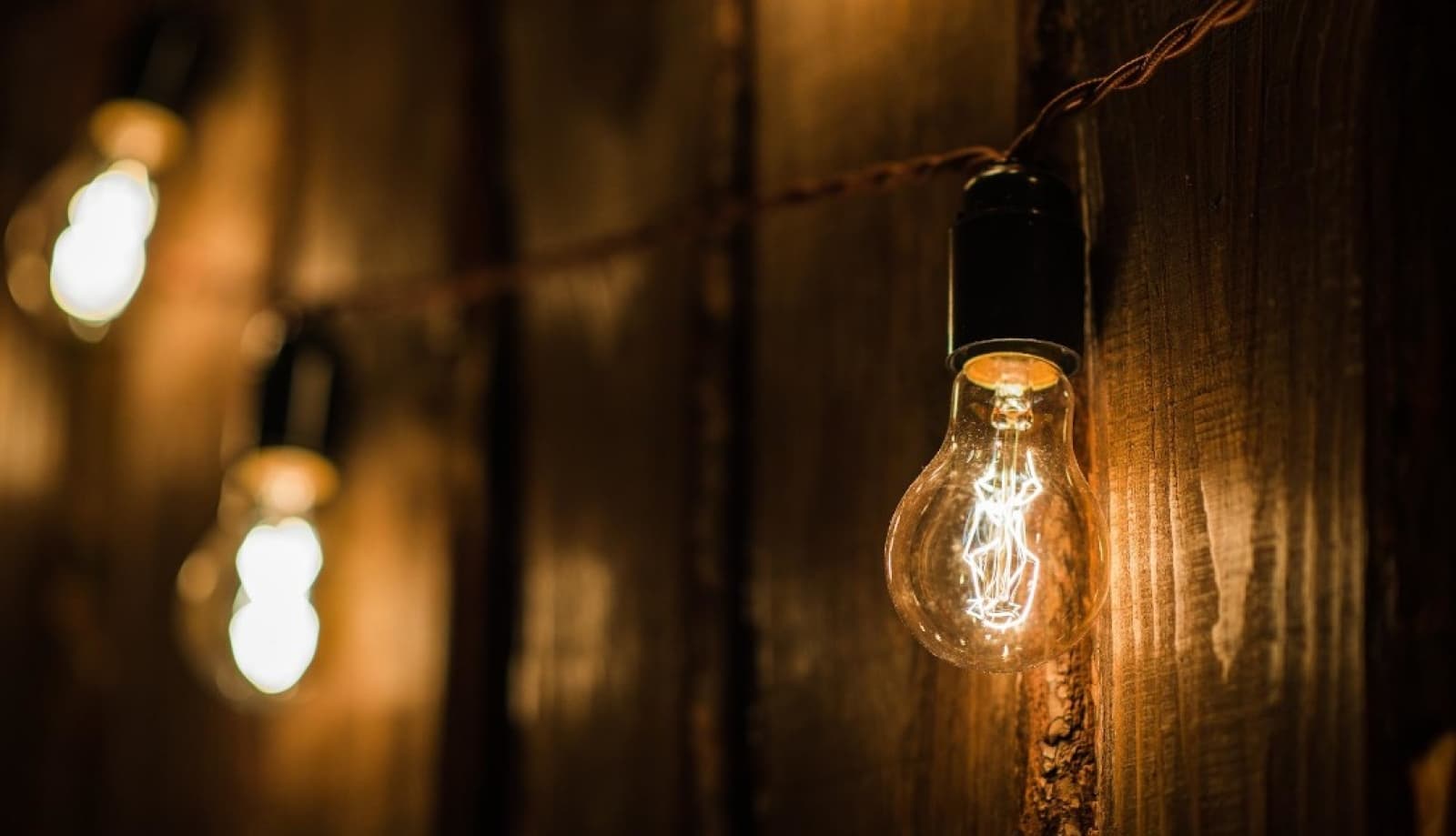 Iluminação da casa: quais as melhores lâmpadas para cada ambiente?